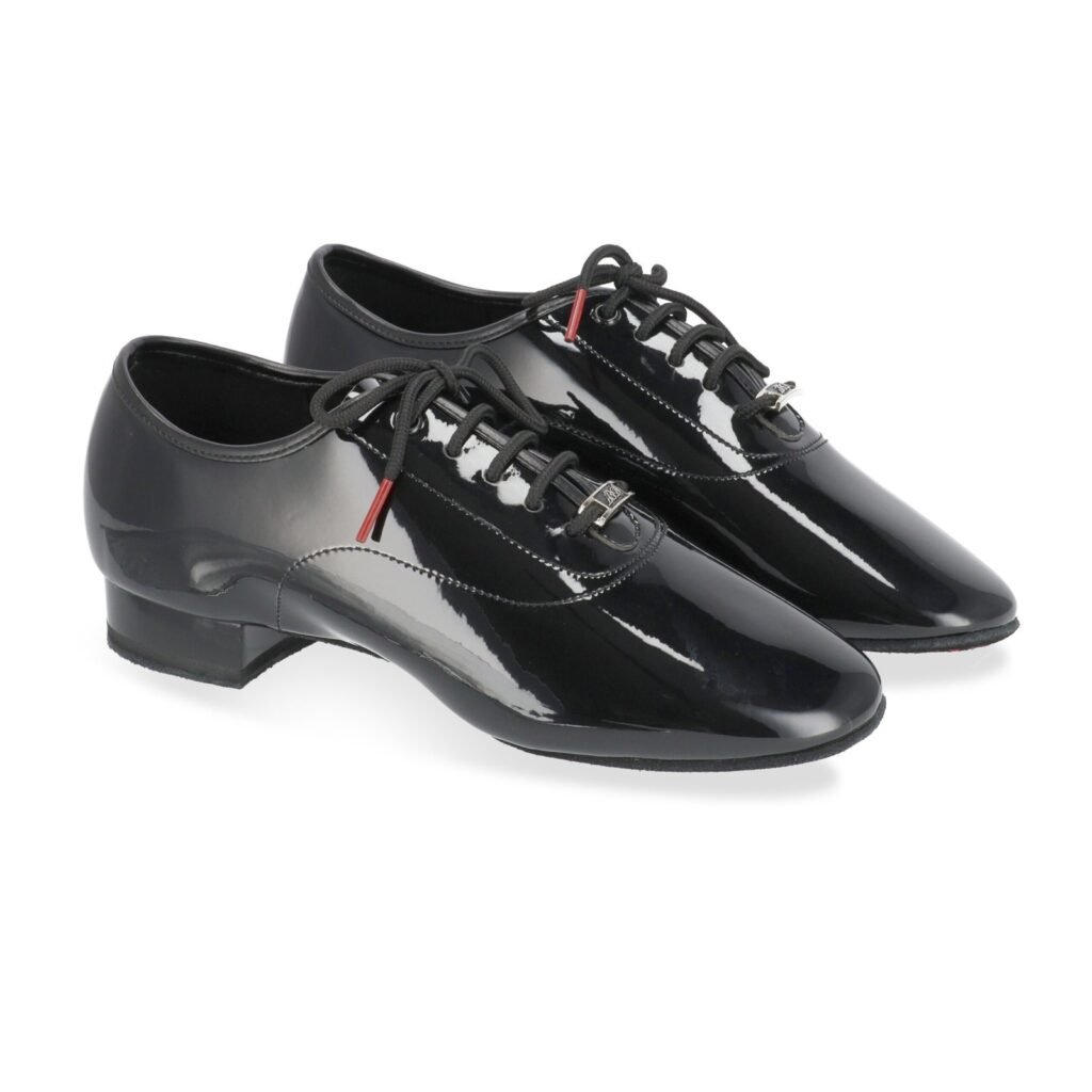 BD317 lakuota juoda oda (vientisas padas)